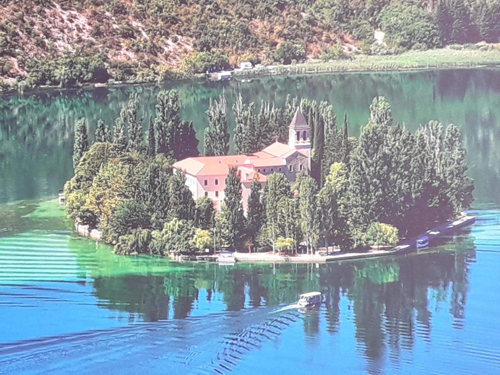 Apartmán Kuce Za Odmor Brkic Lozovac Exteriér fotografie