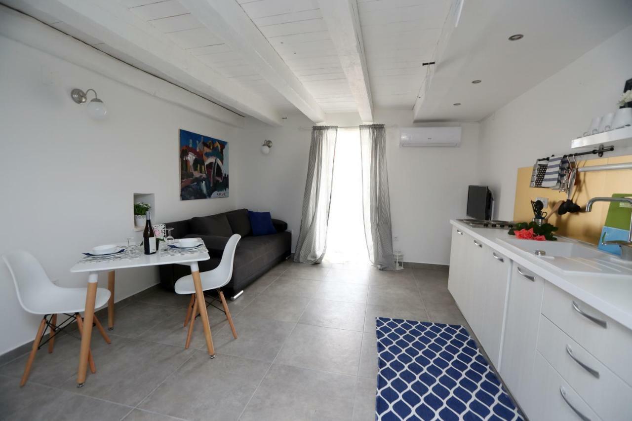 Apartmán Kuce Za Odmor Brkic Lozovac Exteriér fotografie