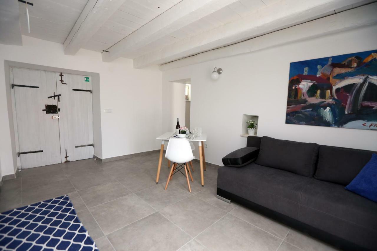 Apartmán Kuce Za Odmor Brkic Lozovac Exteriér fotografie