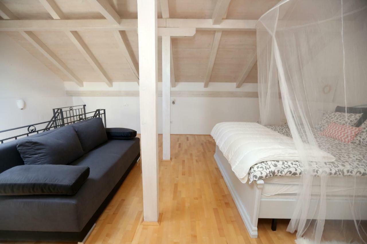 Apartmán Kuce Za Odmor Brkic Lozovac Exteriér fotografie