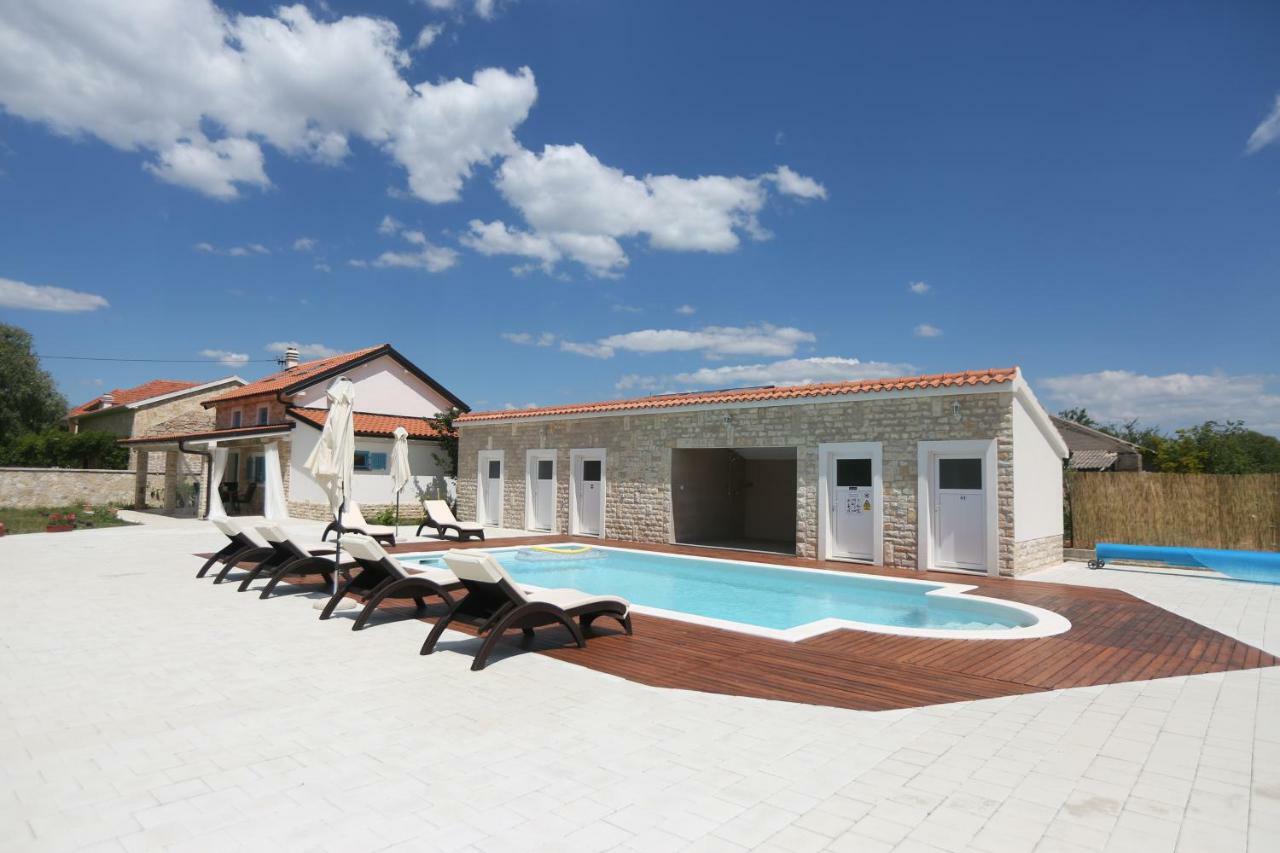 Apartmán Kuce Za Odmor Brkic Lozovac Exteriér fotografie