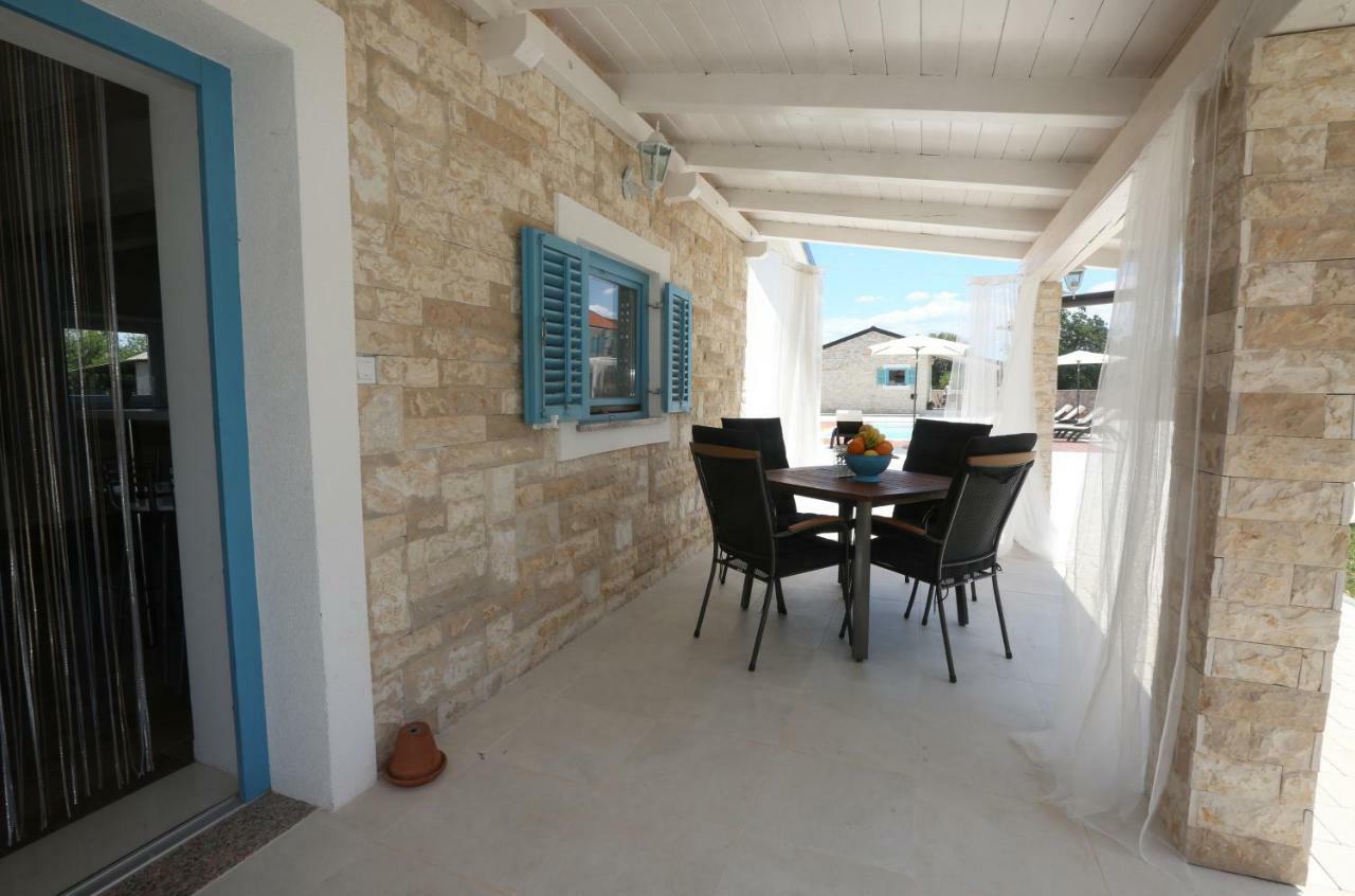 Apartmán Kuce Za Odmor Brkic Lozovac Exteriér fotografie