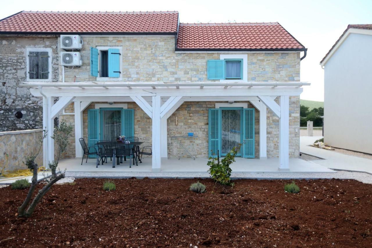 Apartmán Kuce Za Odmor Brkic Lozovac Exteriér fotografie